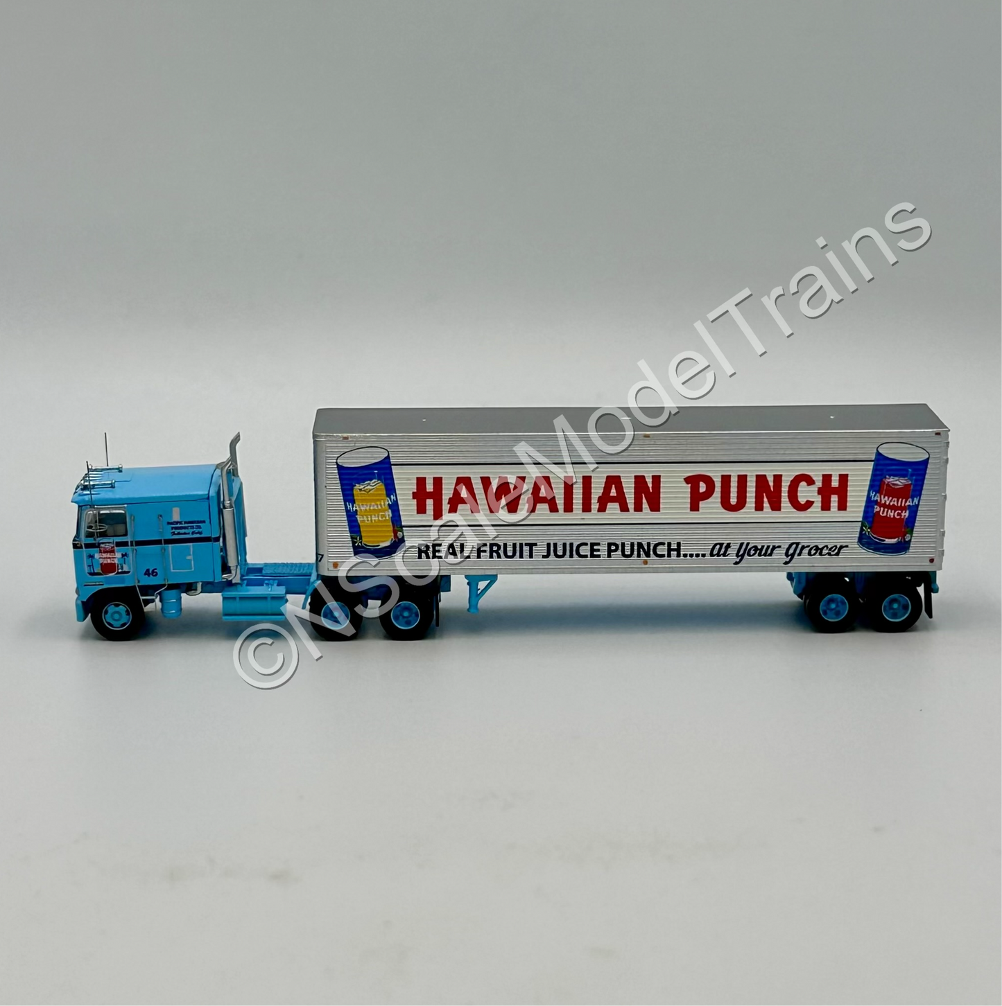 Trainworx N Scale Kenworth K100 & 40’ Trailer Hawaiian Punch