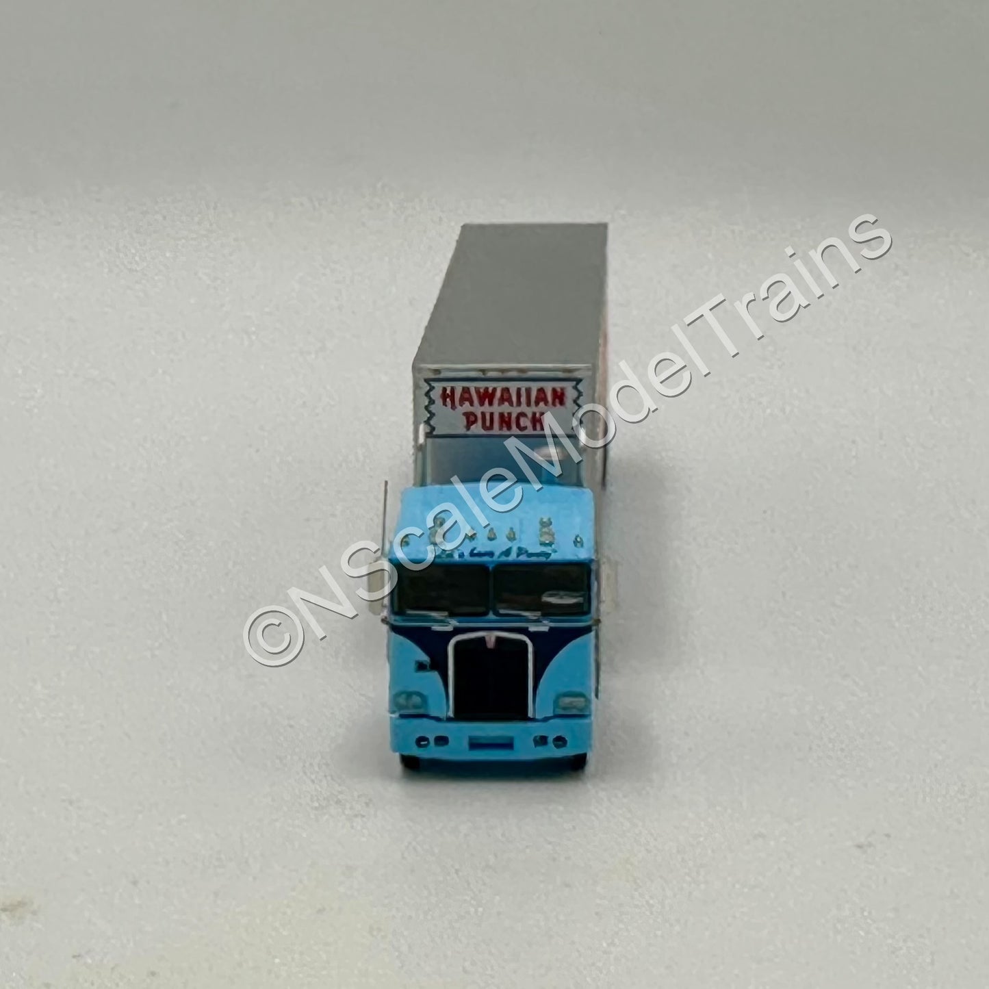 Trainworx N Scale Kenworth K100 & 40’ Trailer Hawaiian Punch